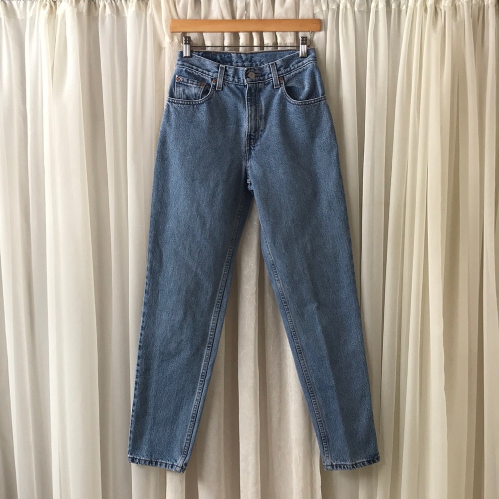 LEVI vintage 505 high waist tapered leg je…